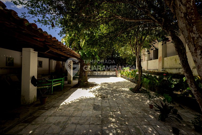 19th-century townhouse in downtown Guaramiranga