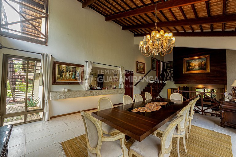 Casa com Piscina e Hidromassagem e vista para as montanhas n