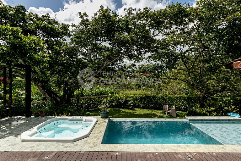 Casa com Piscina e Hidromassagem e vista para as montanhas n