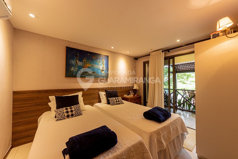House with Pool, Hot Tub, and Mountain View in the Best and