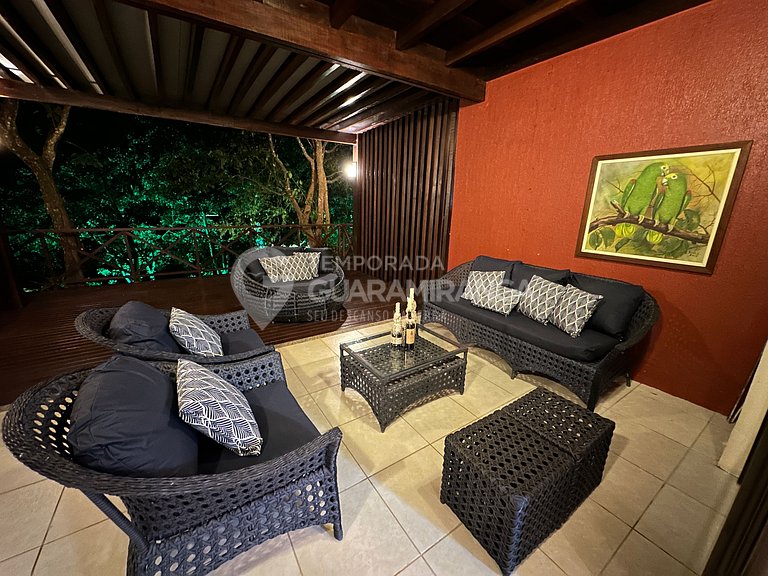 Loft de frente para lago no melhor condomínio de Guaramirang