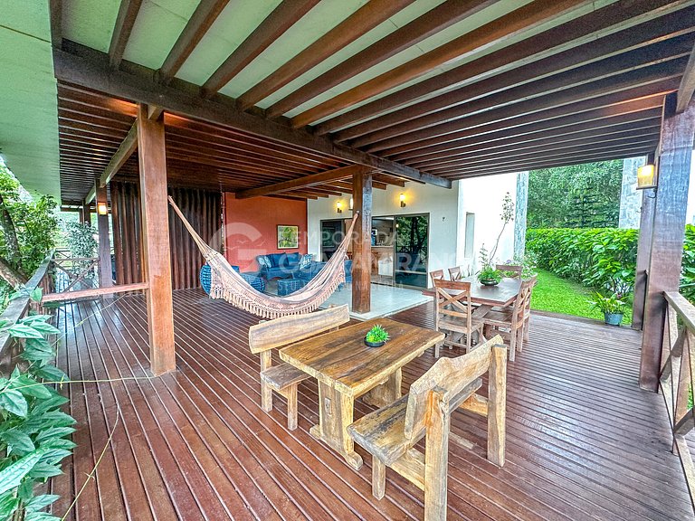Loft de frente para lago no melhor condomínio de Guaramirang