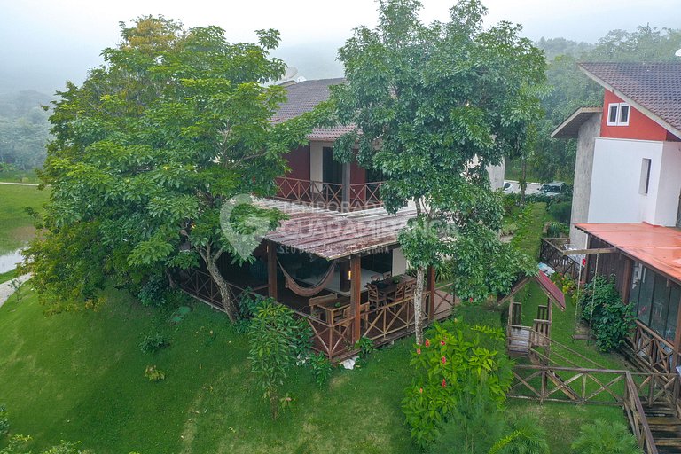 Loft de frente para lago no melhor condomínio de Guaramirang