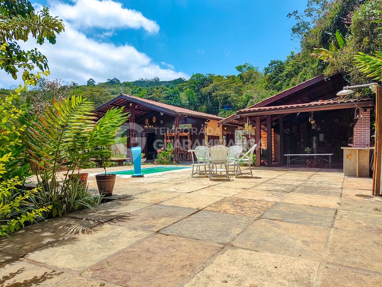 Casa com Piscina em Guaramiranga. (Chácara Formosinha)
