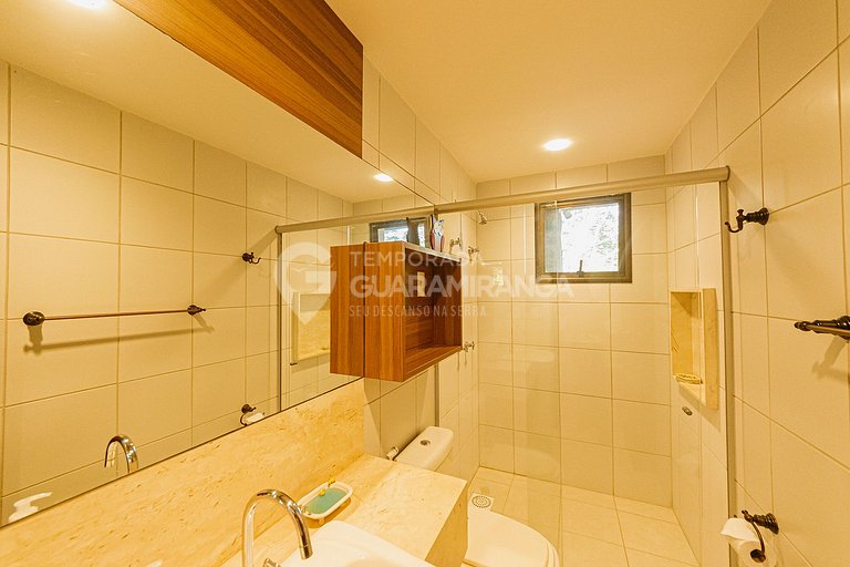 Mansão com 6 suítes e Hidromassagem, Cond. Monte Flor