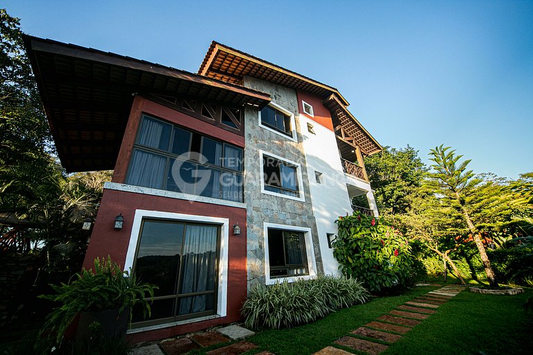 Mansão com 6 suítes e Hidromassagem, Cond. Monte Flor