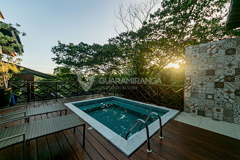 Mansión con 6 suites y jacuzzi, Condominio Monte Flor