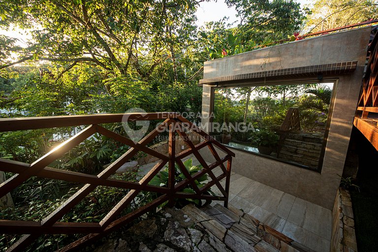 Mansão com 6 suítes e Hidromassagem, Cond. Monte Flor