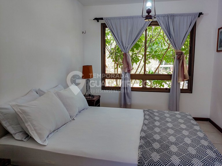 House with 5 Suites in Monte Flor Condo (House 09)