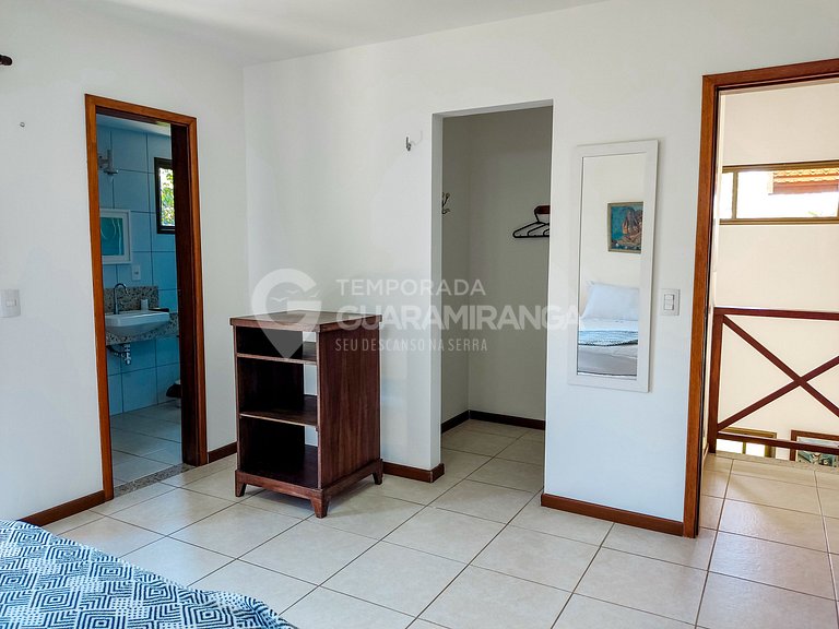 Casa com 05 suítes no Cond. Monte Flor (Casa 09)