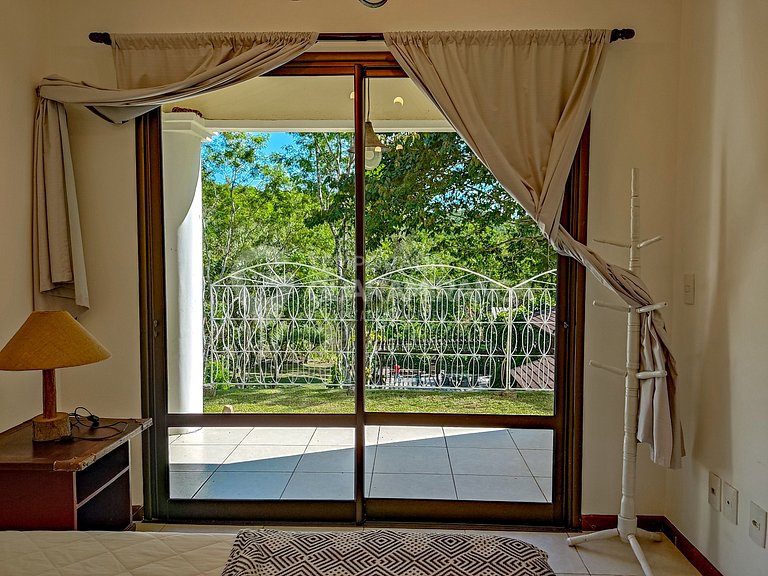 House with 5 Suites in Monte Flor Condo (House 09)