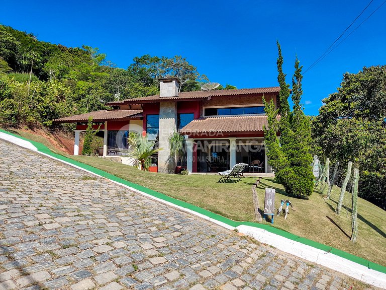Casa com 05 suítes no Cond. Monte Flor (Casa 09)