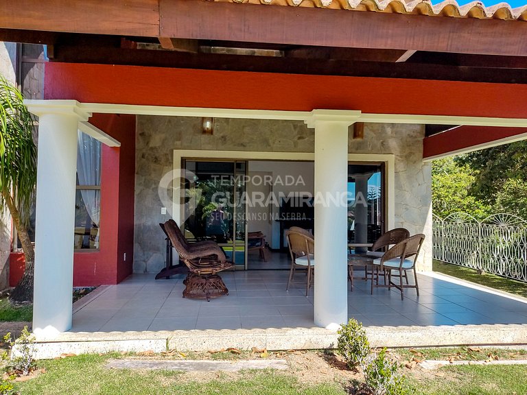 Casa com 05 suítes no Cond. Monte Flor (Casa 09)