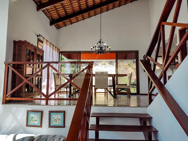 Casa con 5 Suites en Cond. Monte Flor (Casa 09)