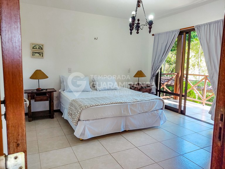 Casa con 5 Suites en el Condominio Monte Flor (Casa 08)