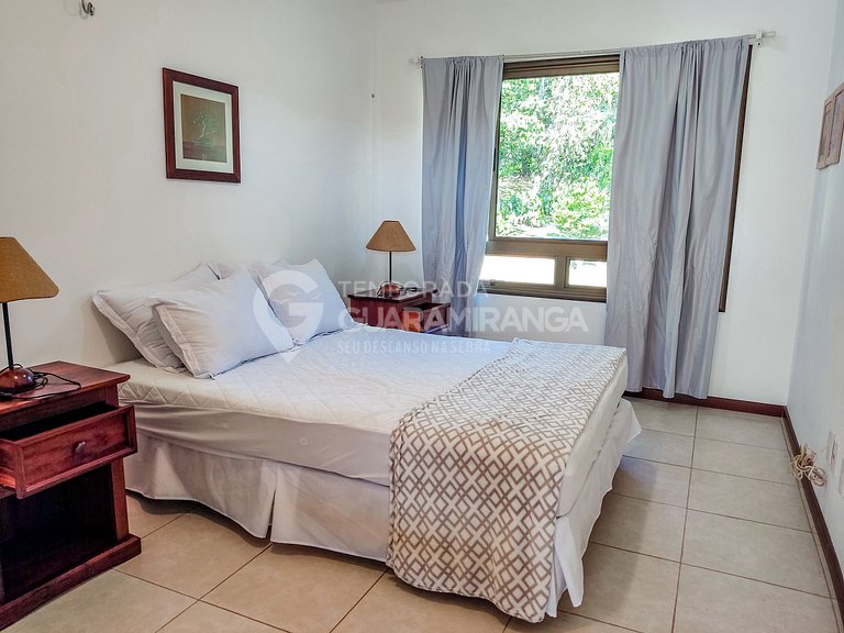 Casa con 5 Suites en el Condominio Monte Flor (Casa 08)