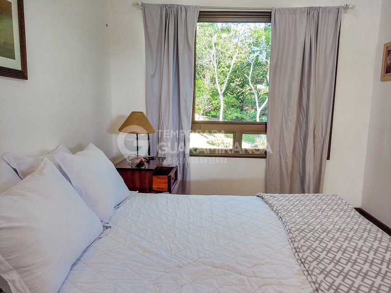 Casa con 5 Suites en el Condominio Monte Flor (Casa 08)