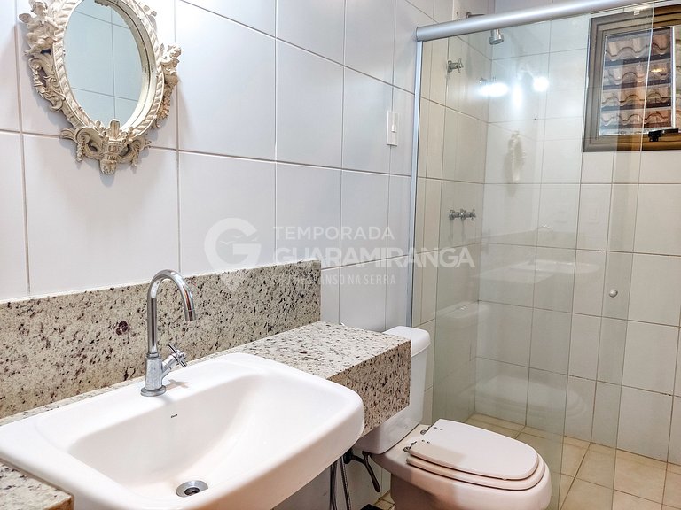 Casa con 5 Suites en el Condominio Monte Flor (Casa 08)