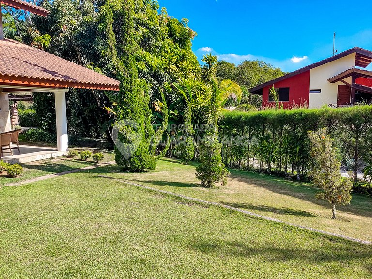 Casa com 05 suítes no Cond. Monte Flor (Casa 08)