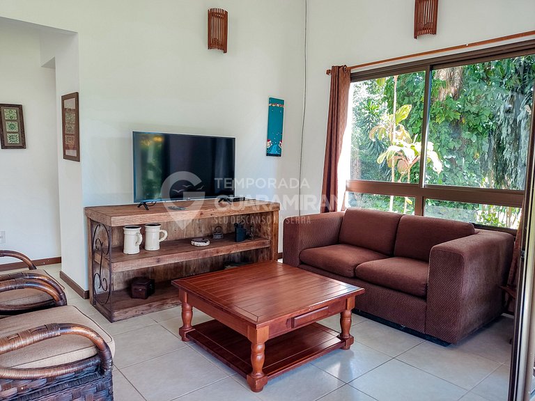 Casa con 5 Suites en el Condominio Monte Flor (Casa 08)