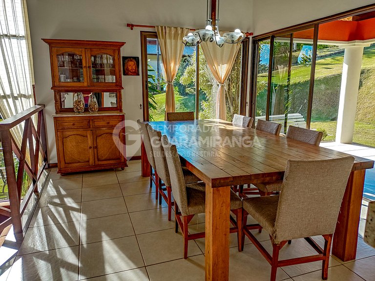 Casa con 5 Suites en el Condominio Monte Flor (Casa 08)