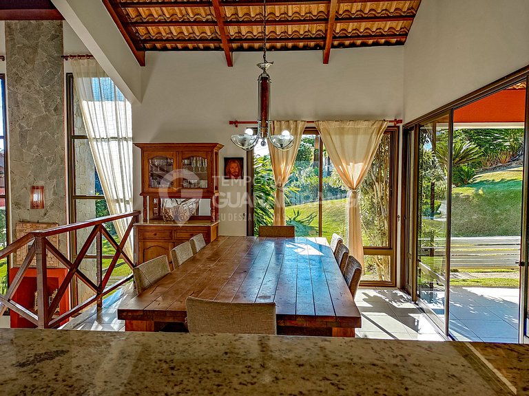 Casa con 5 Suites en el Condominio Monte Flor (Casa 08)