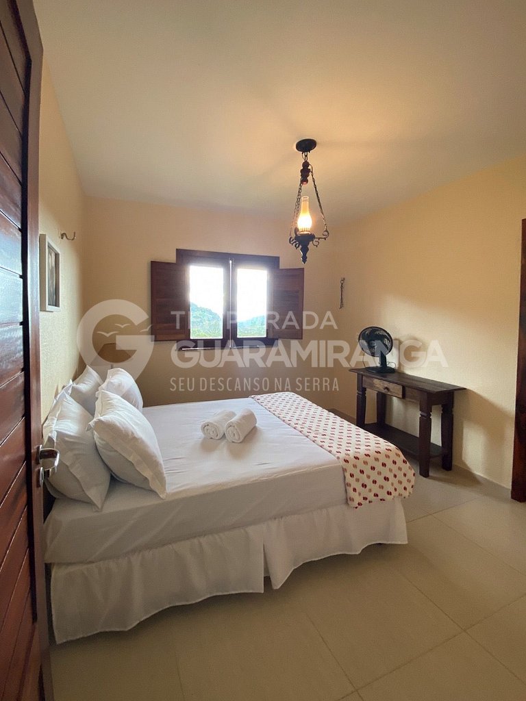 Mansão Villa Cysne (Casa 10 Cond. Euroville)