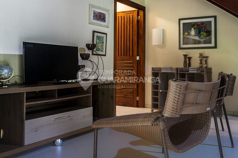 Chalé 08 - Vila da serra (Cond. Euroville)