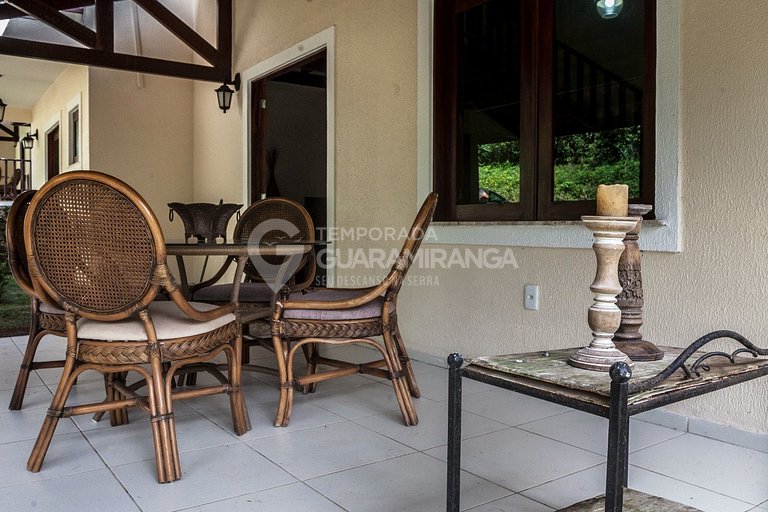 Chalet 08 – Vila da Serra (Condominio Euroville)