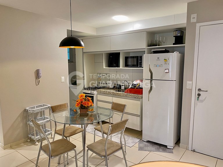 Apto Com Caramanchão Privativo - 305 Itaúna II