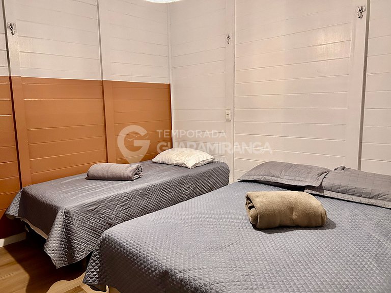 Grande casa com piscina e salão de jogos em Guaramiranga (Ca