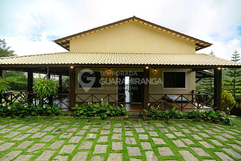 Casa com 5 suites e vista espetacular