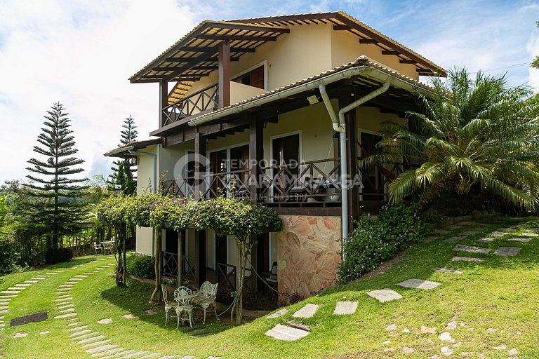 Casa con 5 suites y vista espectacular