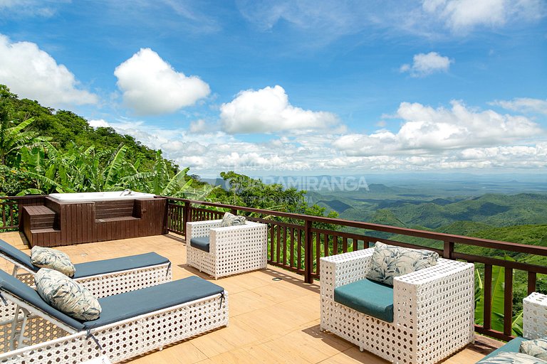 Casa con 5 suites y vista espectacular