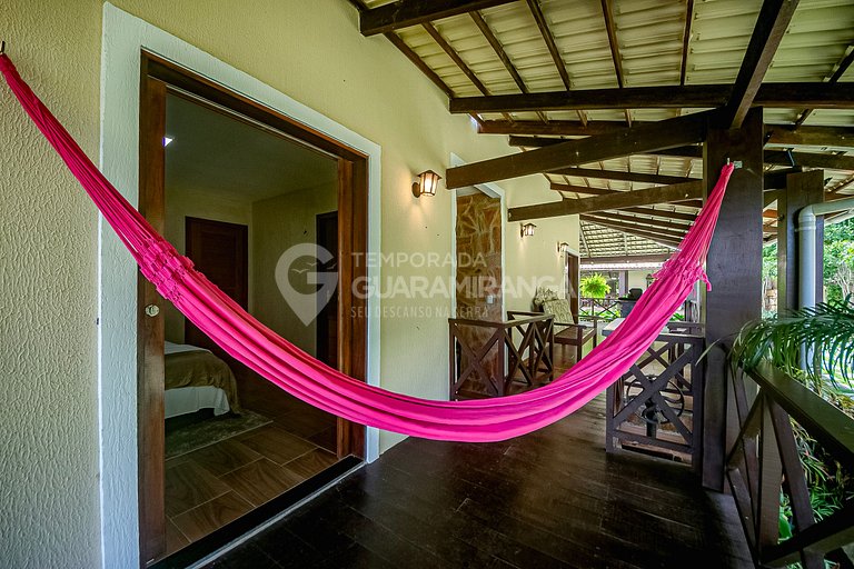 Casa con 5 suites y vista espectacular