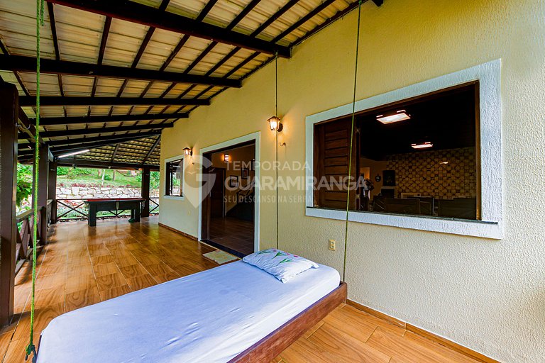 Casa con 5 suites y vista espectacular