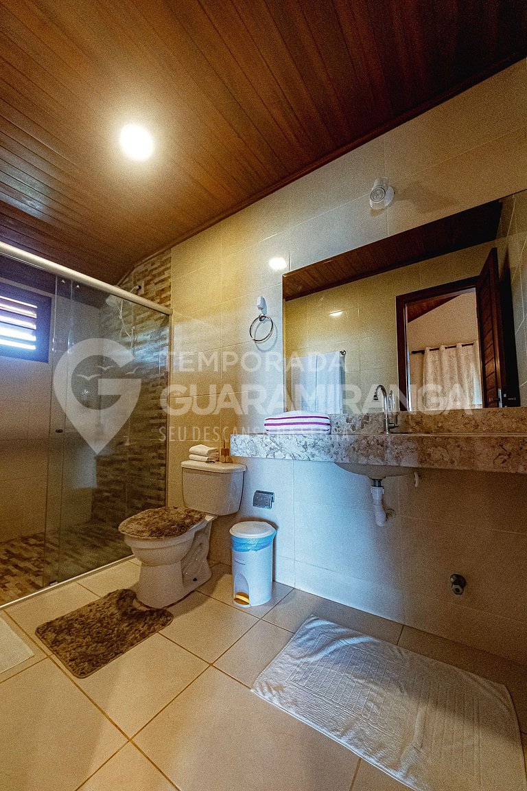 Casa con 5 suites y vista espectacular