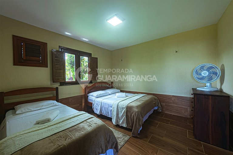 Casa con 5 suites y vista espectacular