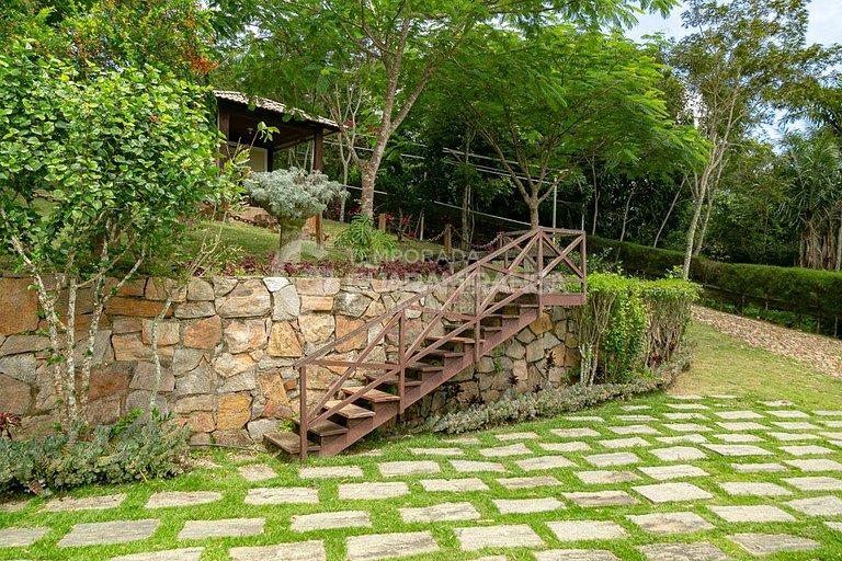 Casa con 5 suites y vista espectacular