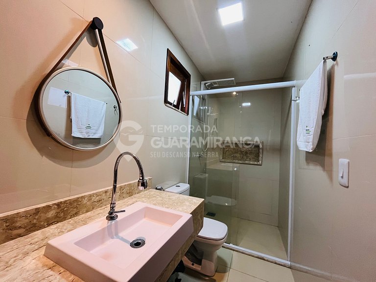 Sítio JK - Hidromassagem aquecida e uma linda vista