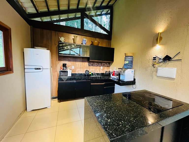 JK Estate – Heated Hot Tub and Stunning View
