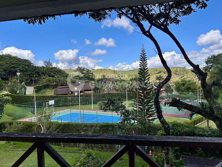 Mansion with 6 suites in the best condominium in Guaramirang
