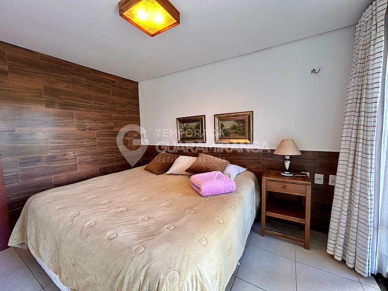 Mansion with 6 suites in the best condominium in Guaramirang