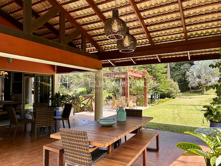 Mansión con 6 suites en el mejor condominio de Guaramiranga.