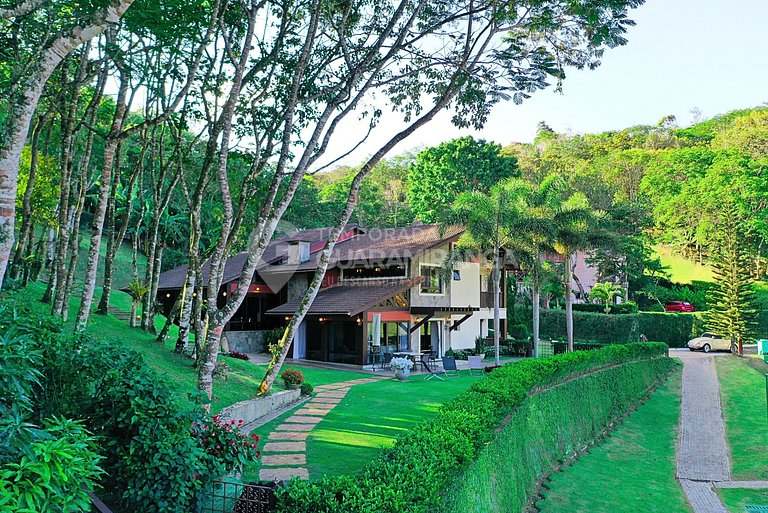 Dream House (Monte Flor Gated Community)