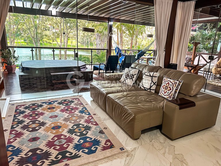 Loft with Jacuzzi and lake view in the best condo (Loft 24)