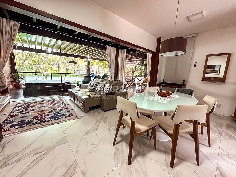 Loft -24: Jacuzzi & vista lago no melhor cond.