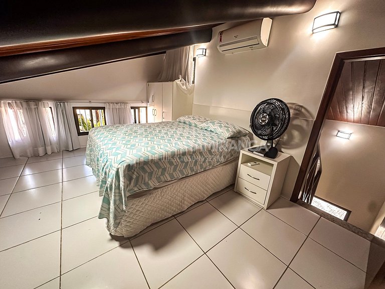 Loft -24: Jacuzzi & vista lago no melhor cond.