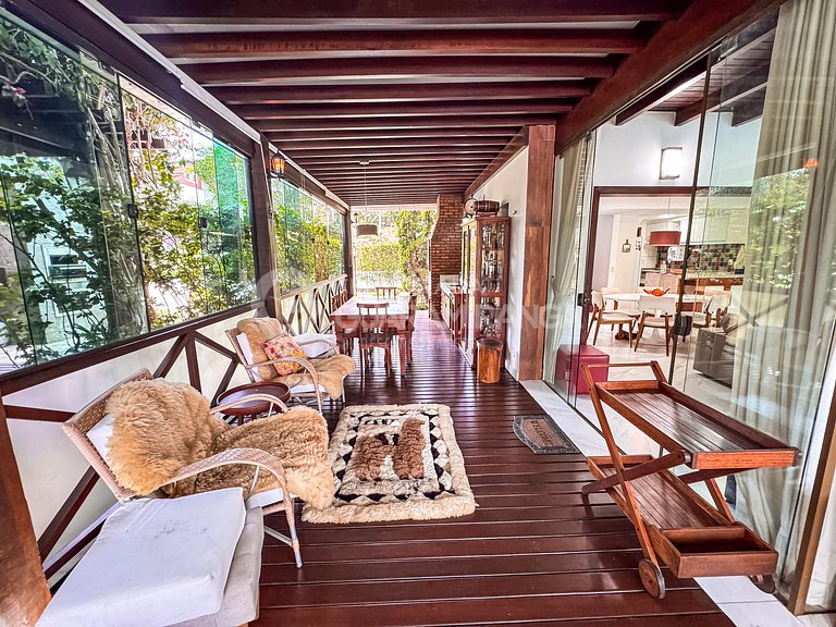 Loft with Jacuzzi and lake view in the best condo (Loft 24)