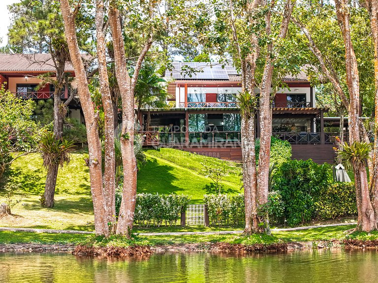 Loft with Jacuzzi and lake view in the best condo (Loft 24)